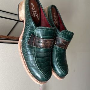 Freebird by Steven Green Clogs